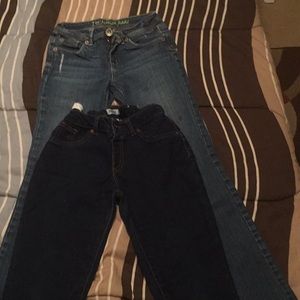 2 pair 14kids blue jeans Mudd and Justice.. (bag 4